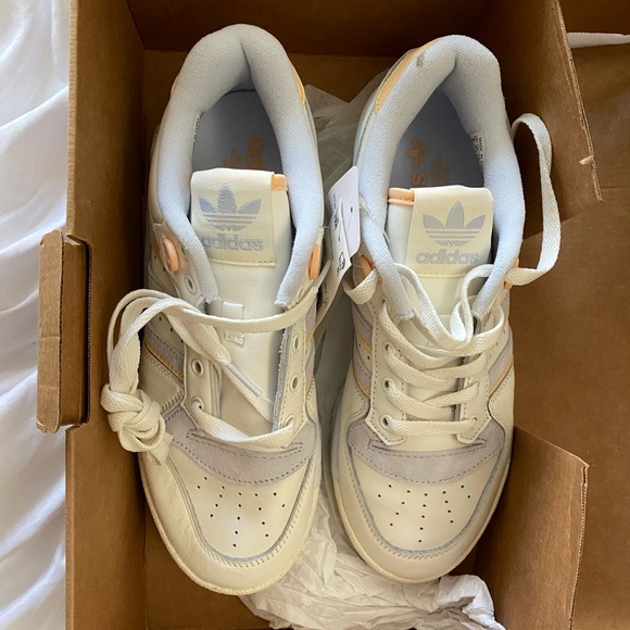 adidas Shoes - Adidas Rivalry low sneakers